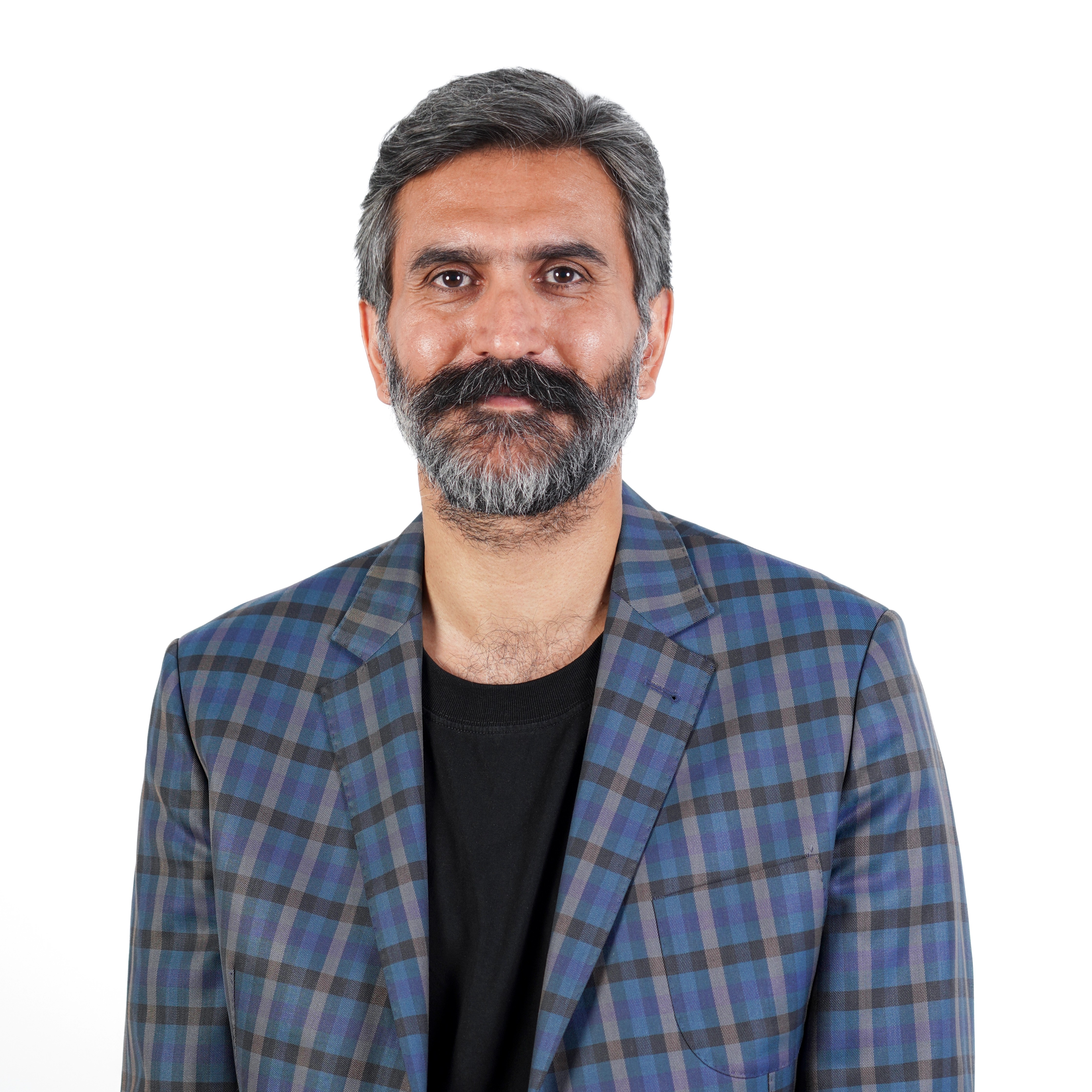 دكتر پدرام فرهاديان